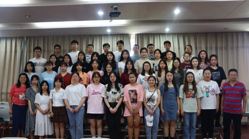 20220513公司开展毕业生党员座谈会07.jpg