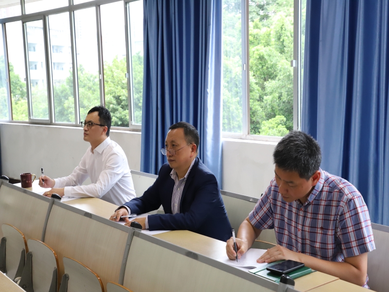 YwmA_1717036420333006598.jpg IMG_5585.jpg