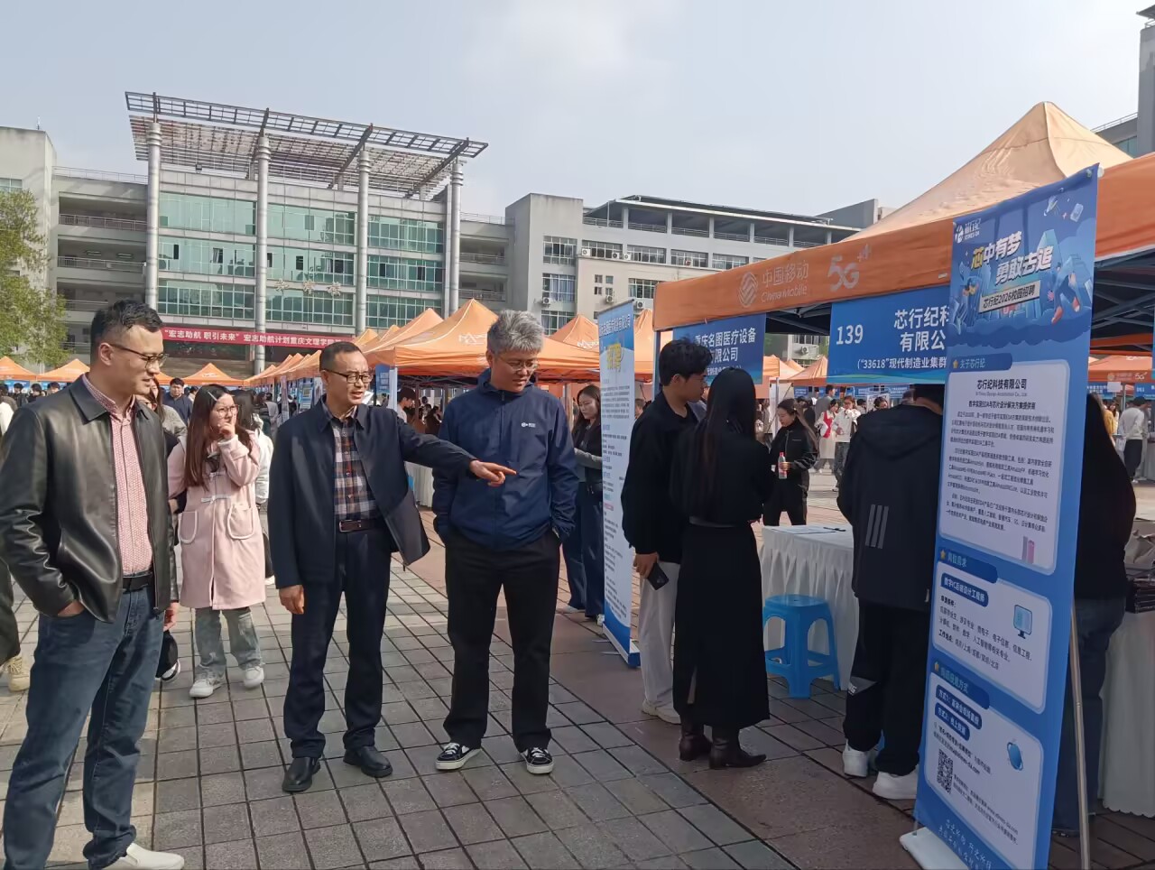 tJOu_1774925474163057361.jpg 4adef67b80c2284f001080676ef4f34c_720.jpg